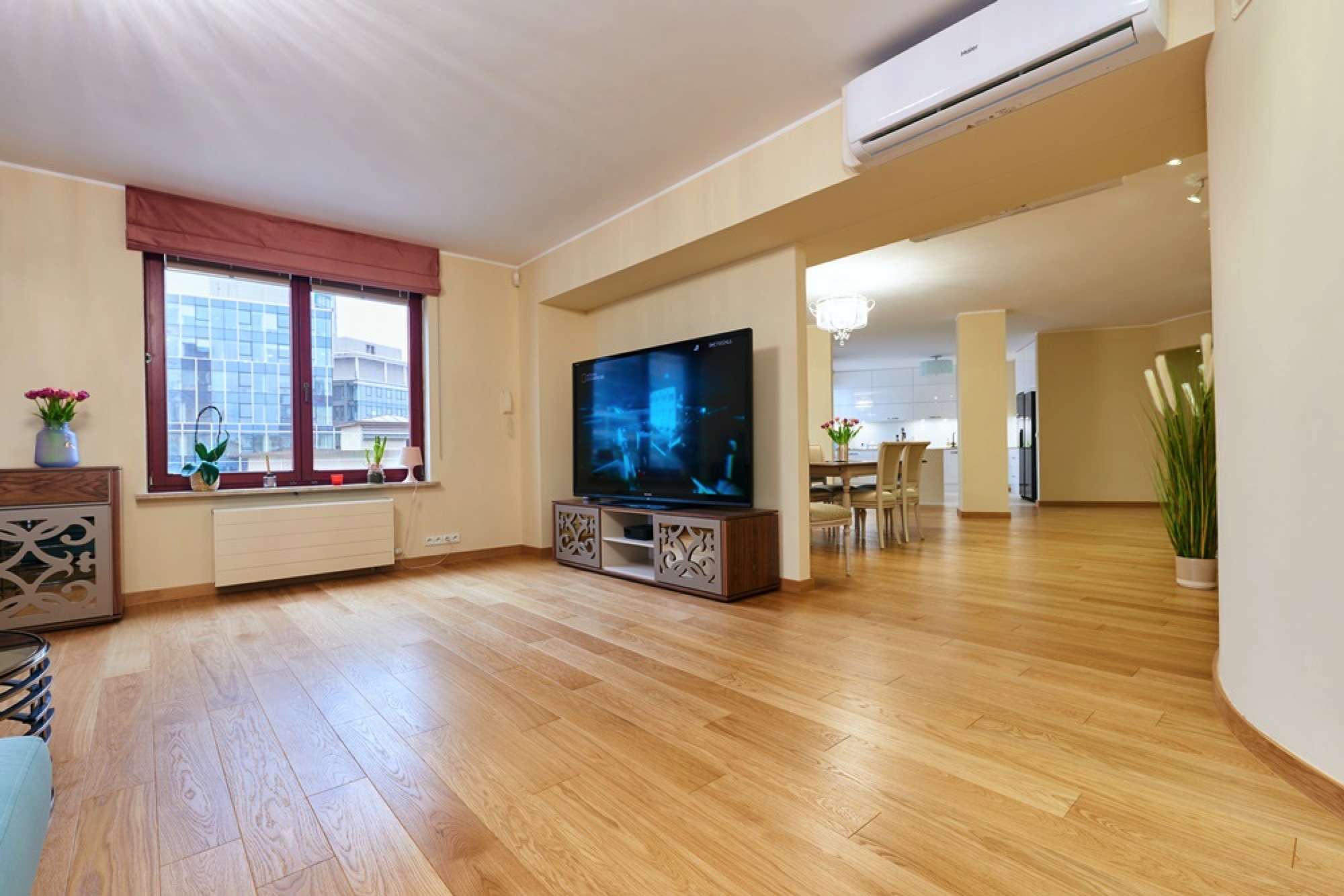 Montaż podłóg drewnianych